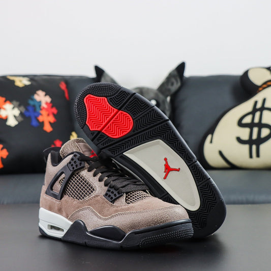 Air Jordan 4 Retro OG Taupe Haze (2024)
