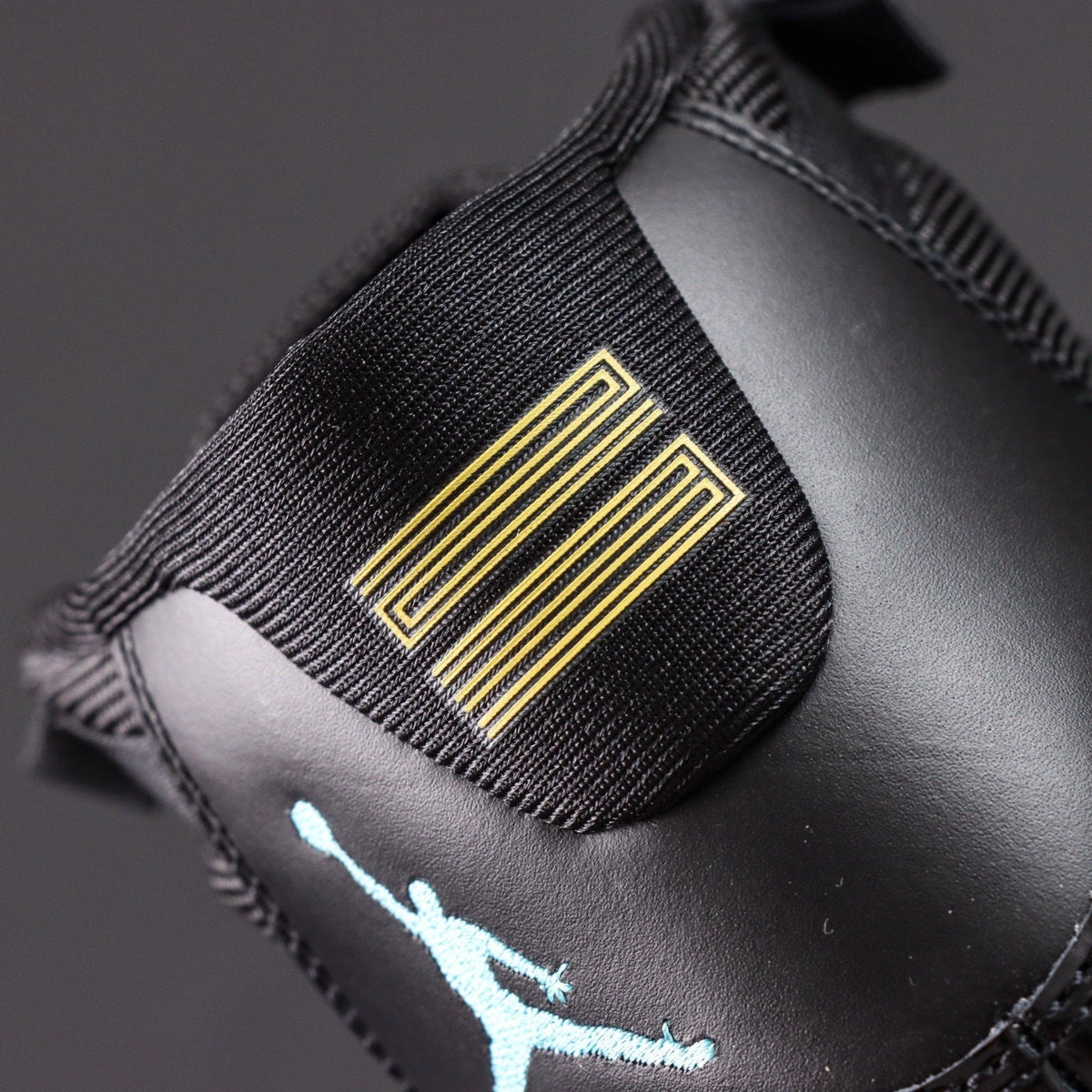 Air Jordan 11 Retro Gamma Blue (2025)