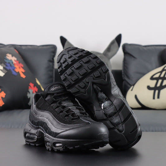 Nike Air Max 95 Essential Black