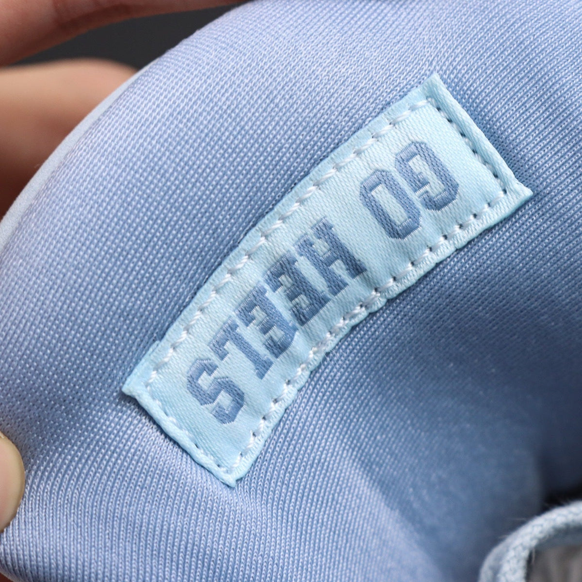 Air Jordan 4 Retro OG Cozy Girl