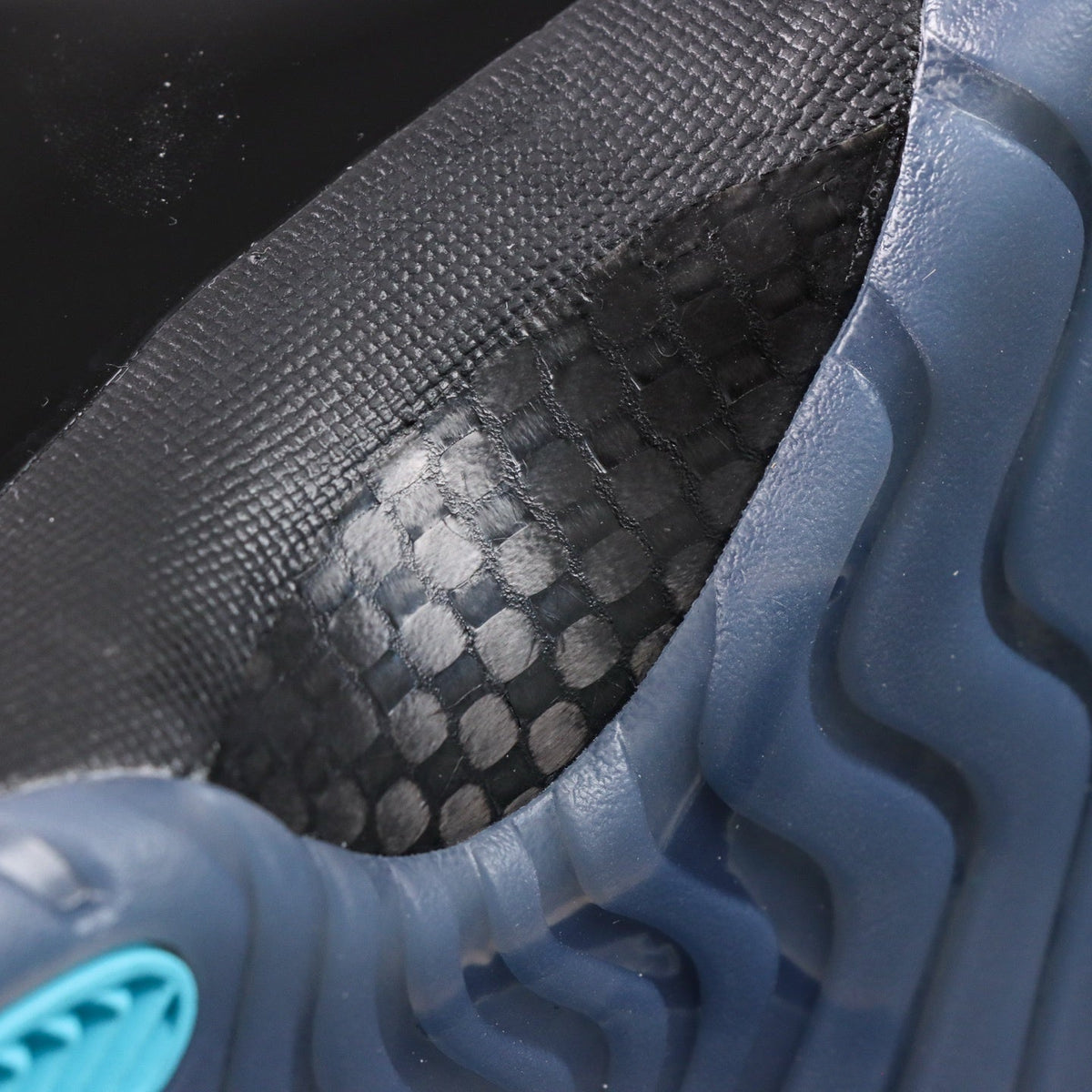 Air Jordan 11 Retro Gamma Blue (2025)